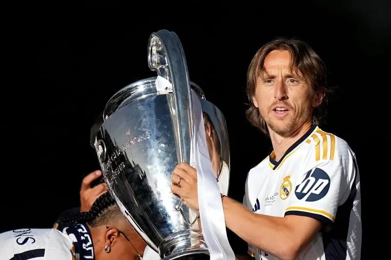 CHÍNH THỨC! Luka Modric báo tin cực vui cho Real Madrid