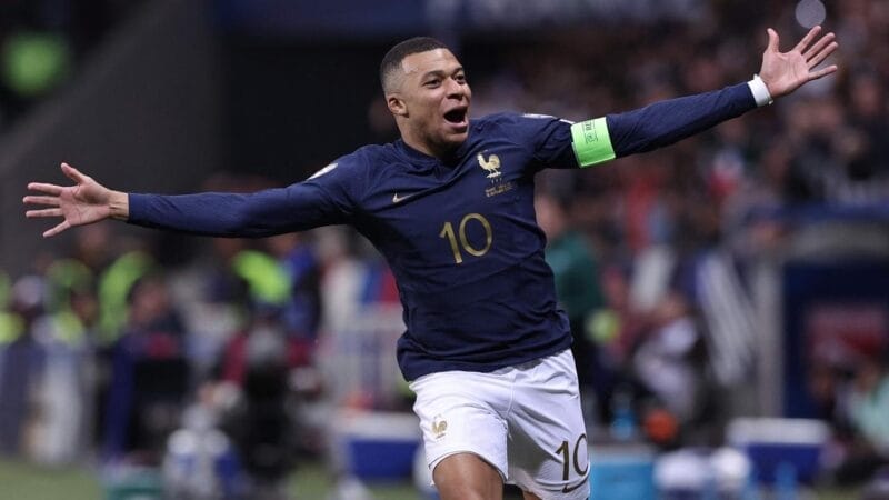 Real Madrid sẽ công bố tân binh Kylian Mbappe.